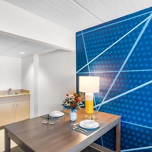 King Suite Mobility accessible